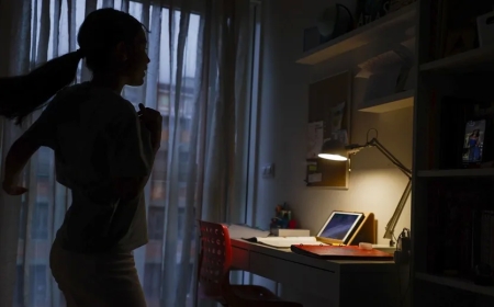 La Fiscalía estudia la petición de investigar a X, Meta y TikTok por un posible delito de pornografía infantil con IA