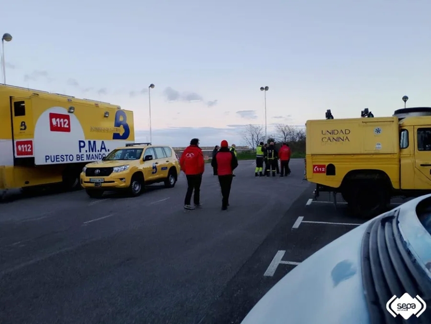 Buscan a una mujer desaparecida en la zona del espigón de San Juan de la Arena (Asturias)