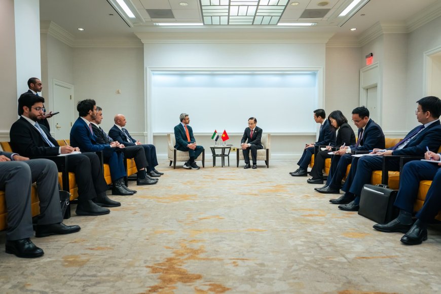 Abdullah bin Zayed Al Nahyan se reúne en Washington con el ministro de Exteriores de Vietnam