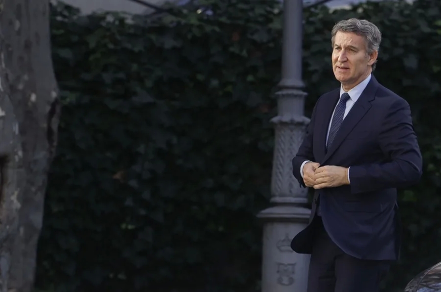 Feijóo pide que Juan Carlos I regrese a España tras desclasificarse los documentos del 23F