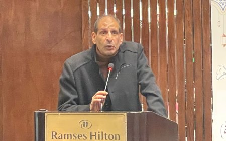 Atef Zayed en el seminario "Mensaje de Paz": El retorno al Corán es el camino hacia la solidaridad y la paz