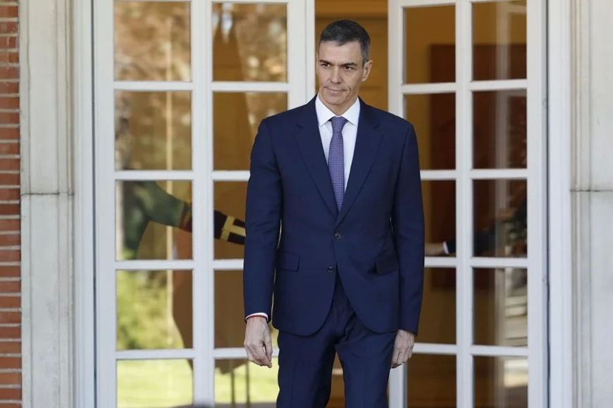Sánchez escribe a la militancia del PSOE para defender su respuesta ante la guerra