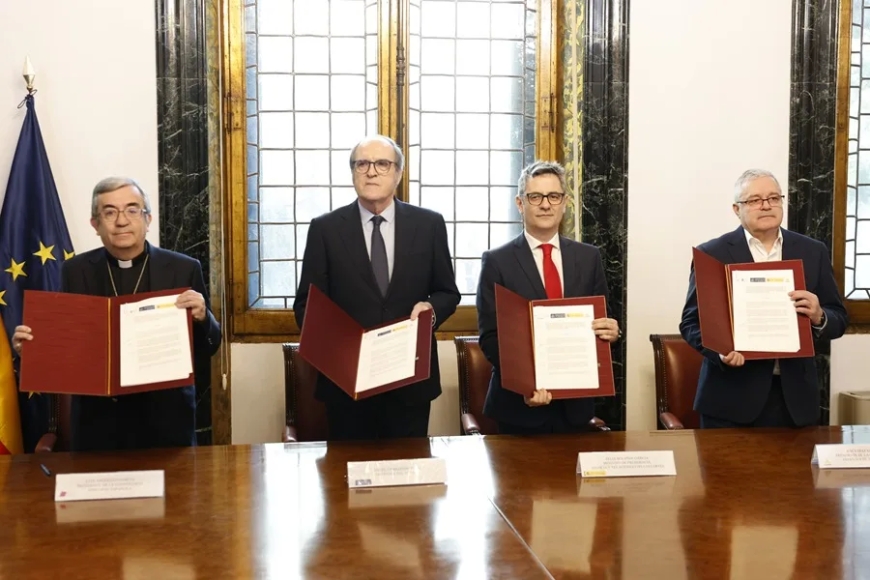 El Gobierno y la Iglesia firman el protocolo para indemnizar a las víctimas de abusos sexuales en España