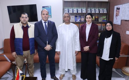 El responsable de Mensaje de Paz en España visita el Centro Árabe y conoce el proyecto de la biblioteca digital de Al-Shurafa Al-Hammadi