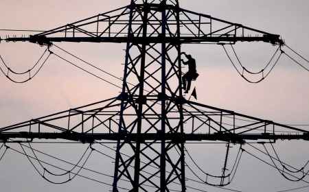 España y otros cuatro países europeos piden a la UE un nuevo impuesto a las energéticas