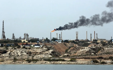 Nuevos ataques de Israel y EEUU contra la isla de Jarg, principal terminal petrolera de Irán