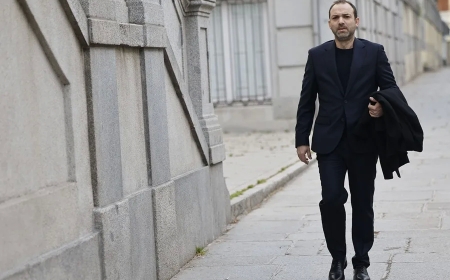 El hijo de Ábalos justifica los pagos que realizó a su padre como ayuda tras su divorcio: «No soy custodio de nadie»