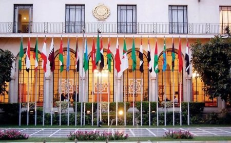 Con la participación de "Resala Al-Salam", la Liga Árabe organiza un simposio intelectual sobre "Las repercusiones de la diversidad en la identidad árabe"