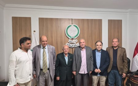 Encuentro consultivo en la sede de la Fundación Mensaje de Paz en El Cairo