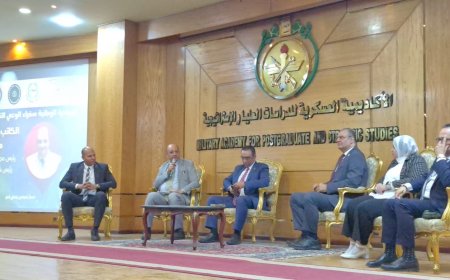 Dr. Moataz Salah El-Din: La cultura digital es un medio para enfrentar ideas hostiles y promover la paz.