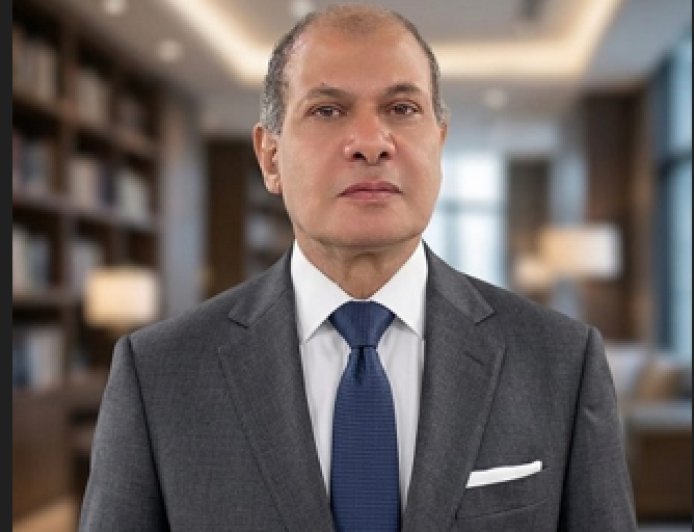 Ismail Eid escribe.. Cuando la tierra tembló... ¿temblaron los corazones?