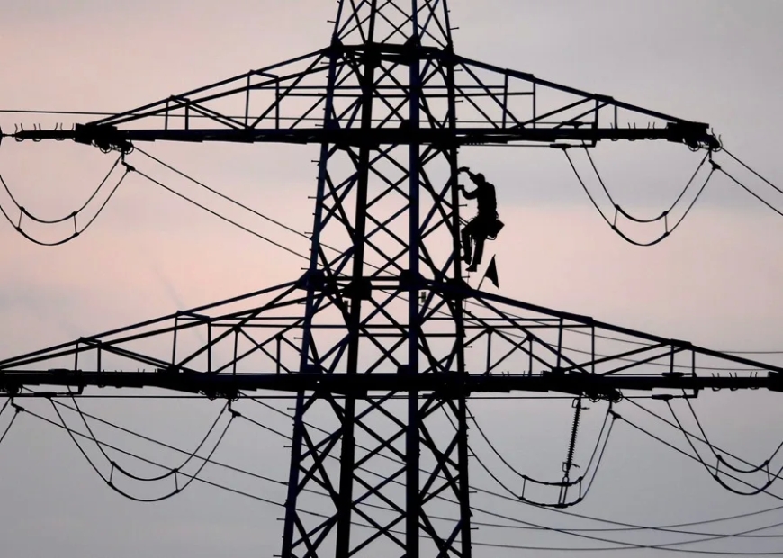 España y otros cuatro países europeos piden a la UE un nuevo impuesto a las energéticas