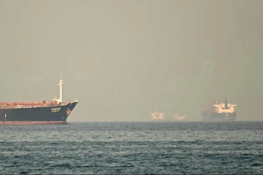 Irán advierte de que impedirá el comercio en la región si EEUU mantiene el bloqueo de Ormuz