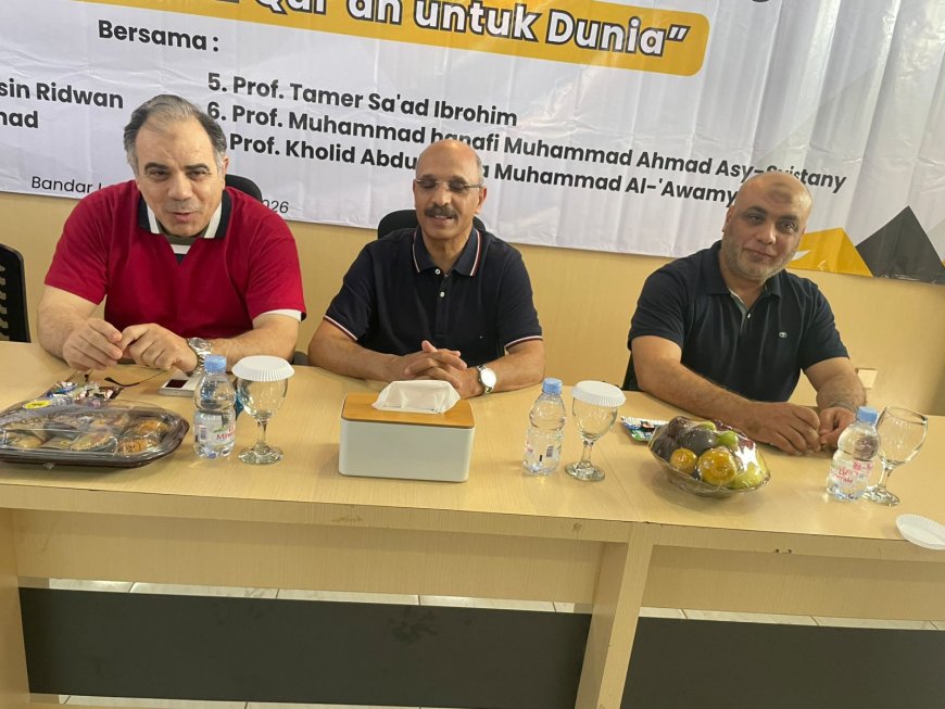 La delegación de "Mensaje de Paz" continúa su visita a Indonesia con un gran simposio estudiantil en la Universidad Al-Fath