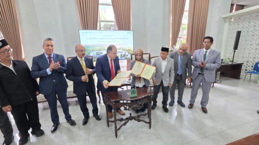 La Universidad Maulana y "Mensaje de Paz" unen esfuerzos para difundir los valores coránicos a nivel mundial
