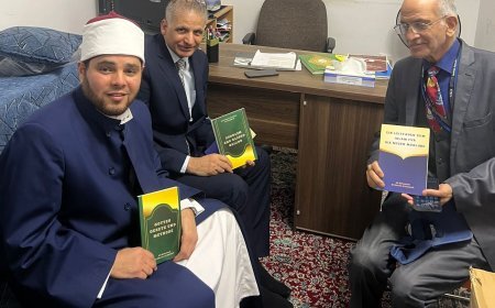 El enviado de Al-Azhar en Austria elogia el proyecto intelectual del pensador Ali Al-Shurafa Al-Hammadi