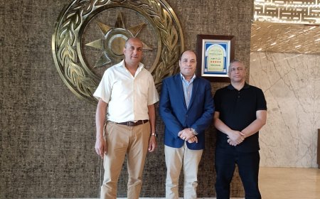 Una delegación de la Fundación Mensaje de Paz y de la Biblioteca Digital de los Shurafa Al-Hammadi inicia una visita a Túnez para fortalecer la cooperación cultural e intelectual