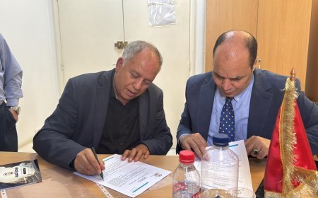 En un hito intelectual destacado en Túnez: La delegación de "Mensaje de Paz" y el "Centro Árabe" firman un protocolo de cooperación científica con la Academia de la Lengua Árabe y el Laboratorio de Lingüística de la Universidad de Manouba