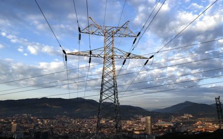 El Gobierno empieza a desactivar el plan anticrisis este lunes sin aclarar su continuidad