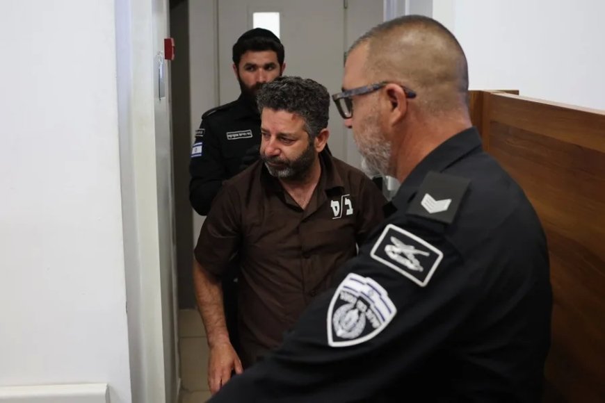 Vuela ya hacia Barcelona el miembro español de la Flotilla, tras ser deportado por Israel junto al otro activista brasileño