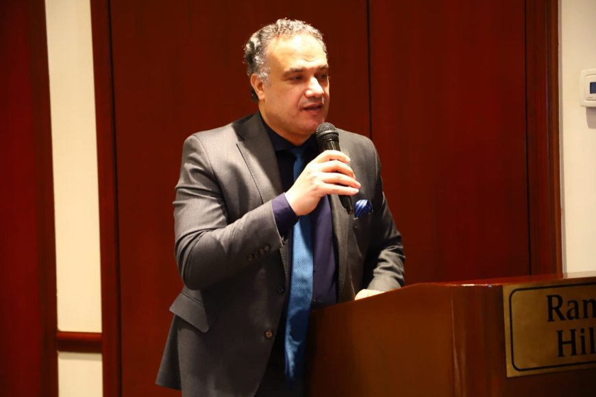 Hisham Al-Najjar en el simposio Mensaje de Paz:  El regreso al Corán y la construcción de una ley justa es la solución para salvar a la familia... El proyecto de Ali Al-Shurafa es el punto de partida.