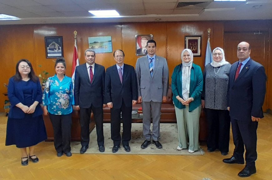 La Academia Sadat abre nuevos horizontes de cooperación académica y emprendimiento con la Embajada de China en El Cairo