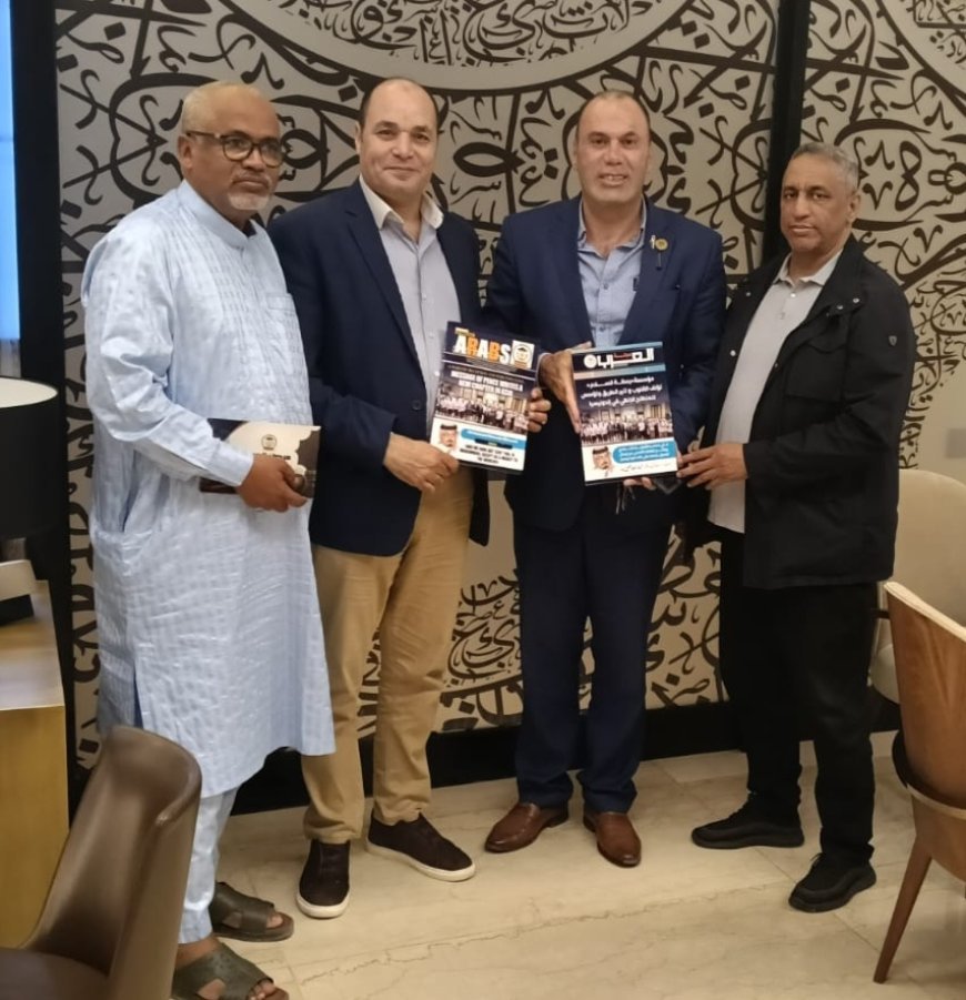 Delegación de la Fundación Mensaje Global de Paz en Túnez se reúne con el presidente de la Fundación "Dama de la Tierra" de Jerusalén para impulsar la cooperación intelectual