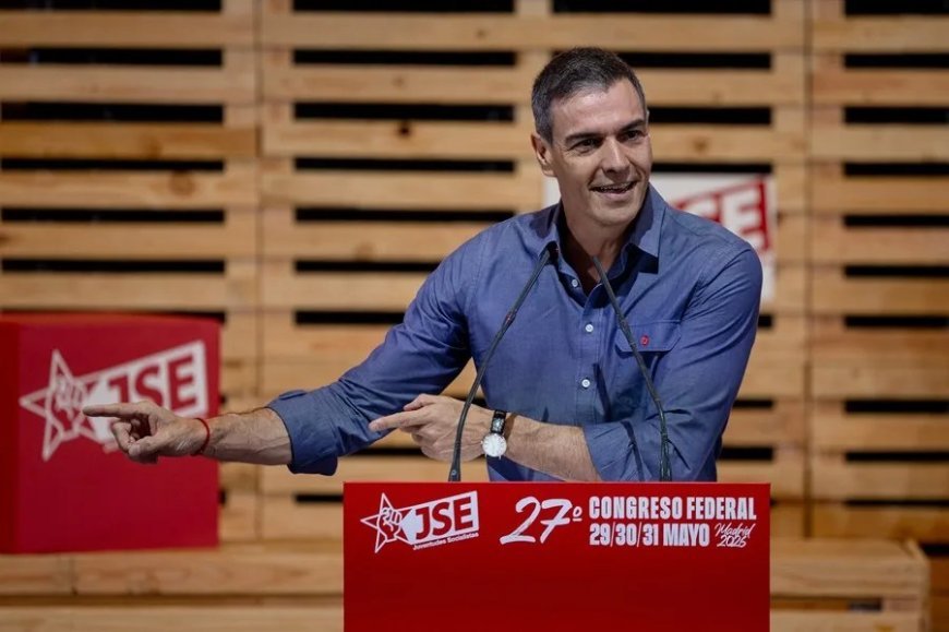Sánchez acusa a la oposición «marrullera» de querer derribar al Gobierno «con malas artes»