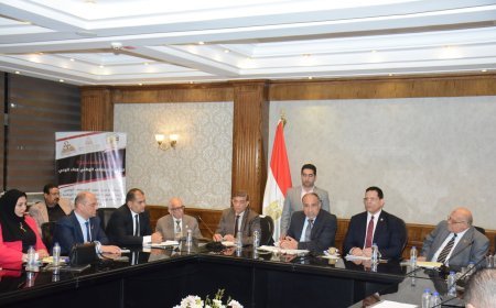 Con la participación de la Fundación "Mensaje de Paz"... La Fundación "Al-Qada" lanza un diálogo nacional y un programa para capacitar a jóvenes cuadros locales
