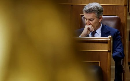 Feijóo exige a Sánchez en el Congreso que disuelva las Cortes y convoque elecciones