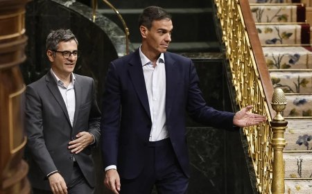 El Congreso insta a Pedro Sánchez a dimitir por los casos de corrupción con los votos de Junts
