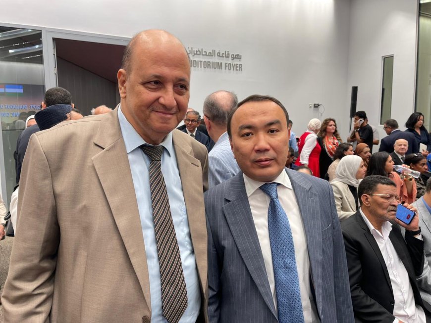 Durante un encuentro con el embajador de Kazajistán:  El presidente de la Junta Directiva de la Fundación Mensaje de Paz en El Cairo confirma la continuidad de la cooperación con la Embajada de Kazajistán