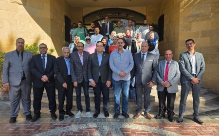 La visión del pensador árabe Ali Al-Shurafa lidera los debates de la mesa redonda del Instituto Al-Ajami de Alejandría sobre «Conciencia Nacional y Seguridad Nacional Egipcia»