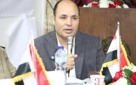 Mohamed Fathi Al-Sharif: La visión de Ali Al-Shurafa Al-Hammadi considera los rumores como un arma intelectual y psicológica destinada a destruir las naciones