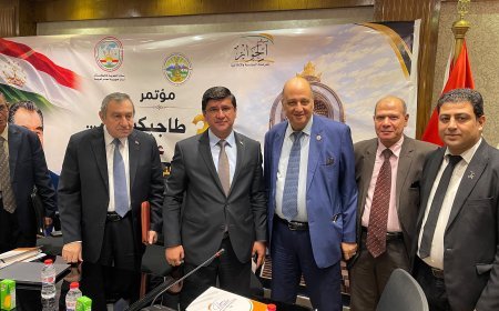 Una delegacion de la Fundacion Global Mensaje de Paz felicita al embajador de Tayikistan en El Cairo con motivo del Dia de la Independencia