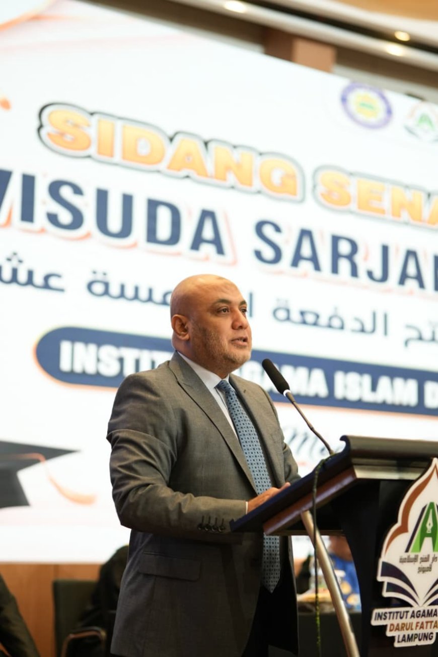 El discurso del pensador árabe Ali Mohamed Al-Shorafa recibe una gran atención oficial y académica en la graduación de la decimoquinta promoción de la Universidad Dar Al-Fath de Indonesia