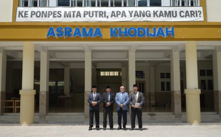 En la cima del monte Lawu, a 3.250 metros de altitud: El pensamiento de Ali Mohamed Al-Shorafa Al-Hammadi recibe un gran reconocimiento en el centro de interpretación del Corán más grande de Java Central
