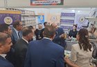 "El pabellón de la Fundación Mensaje de la Paz Mundial recibe a líderes ejecutivos y figuras públicas en la inauguración de la Feria del Libro de Sheikh Zayed y les obsequia varias publicaciones de la fundación."